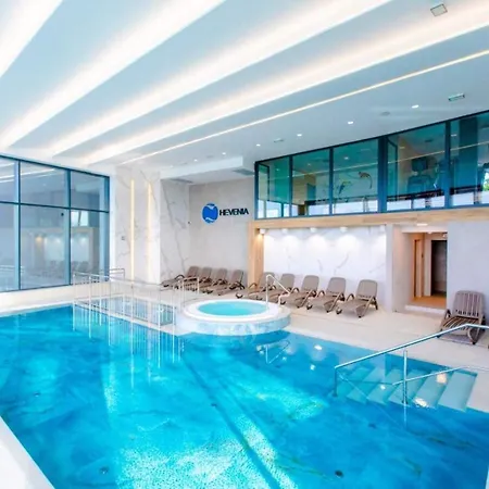 Apartament Z Widokiem Na Morze Hevenia Rewal Exteriér fotografie