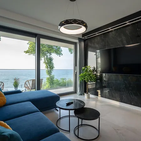 Apartament Z Widokiem Na Morze Hevenia Rewal Exteriér fotografie